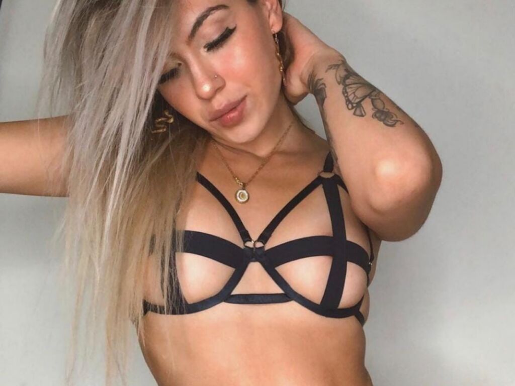 Webcam Nude Show